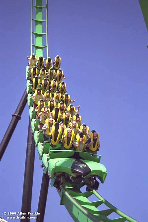 Six Flags Magic Mountain » Riddler's Revenge » 814riddler5.jpg