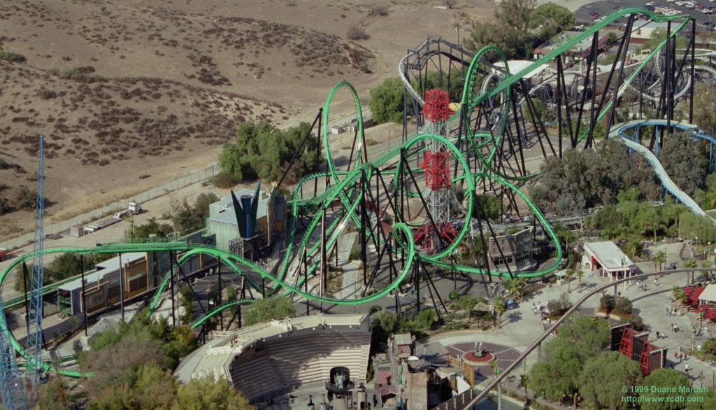 Six Flags Magic Mountain » Riddler's Revenge » 814riddler5.jpg