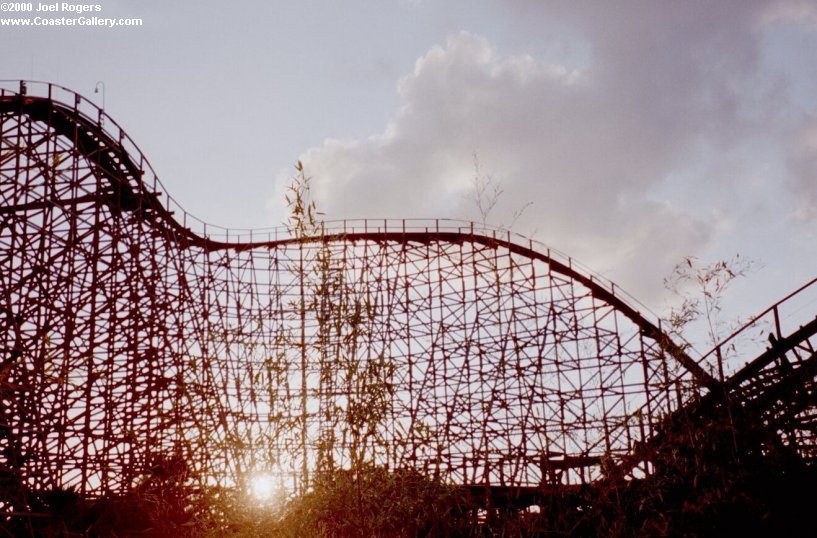 Goodbye, Gwazi! Busch Gardens to close dueling wooden roller coaster