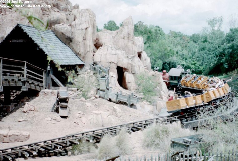 Big Thunder Mountain Railroad Walt Disney World Magic Kingdom Florida -  NavFile