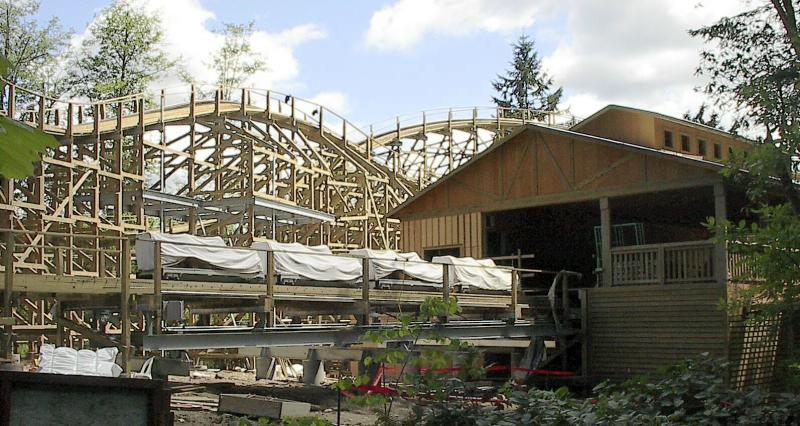 Timberhawk: Ride of Prey - Coasterpedia - The Roller Coaster and