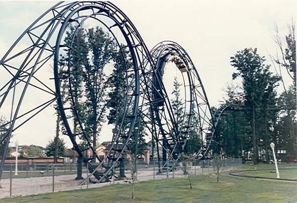 Double Loop (Geauga Lake & Wildwater Kingdom) - Coasterpedia - The Roller  Coaster and Flat Ride Wiki