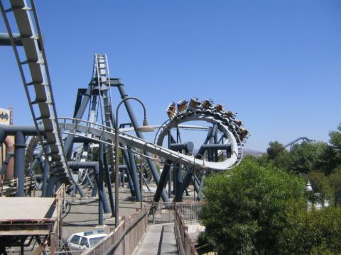 Batman The Ride - Six Flags Magic Mountain (Valencia, California, United  States)