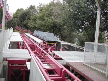 Loop Screw Coaster - Seibuen Yuenchi (Tokorozawa, Saitama