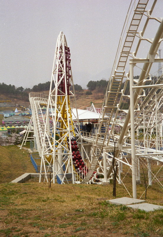 Dragon Chase Gwangju Family Land Gwangju South Korea