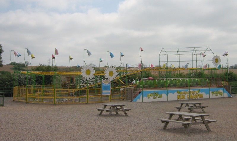 Mercury s Mini Coaster Twinlakes Park Melton Mowbray