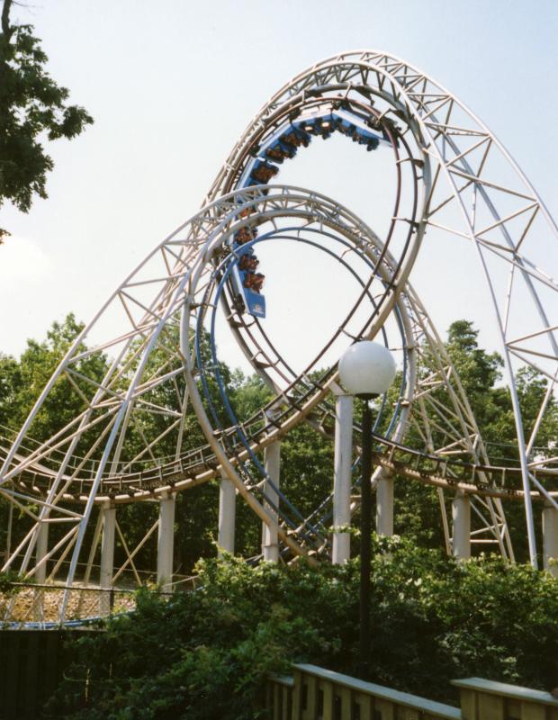 Lightnin Loops Six Flags Great Adventure Jackson New Jersey