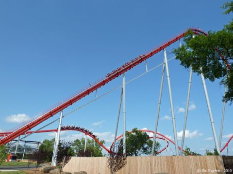 Intimidator - Carowinds (Charlotte, North Carolina, United States)