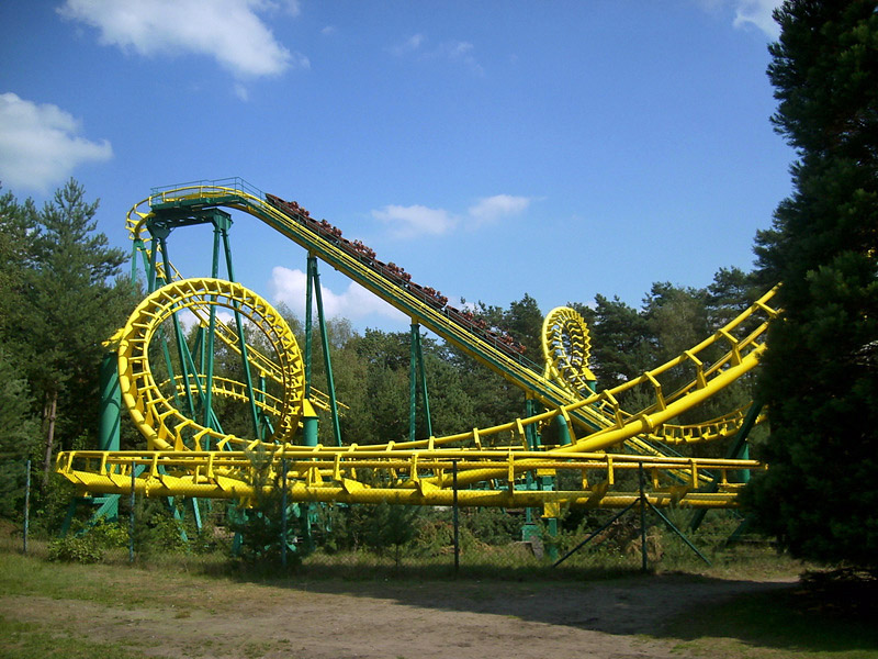 Flying Tiger Roller Coaster DataBase