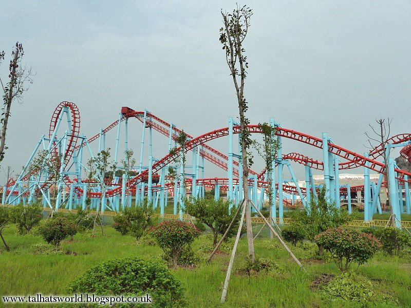 Seven Ring Suspended Looping Coaster - Jinling Happy World