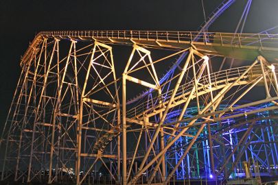 Surf Coaster Leviathan - Sea Paradise (Kanazawa, Yokohama Surf Coaster Leviathan - Sea Paradise (Kanazawa, Yokohama