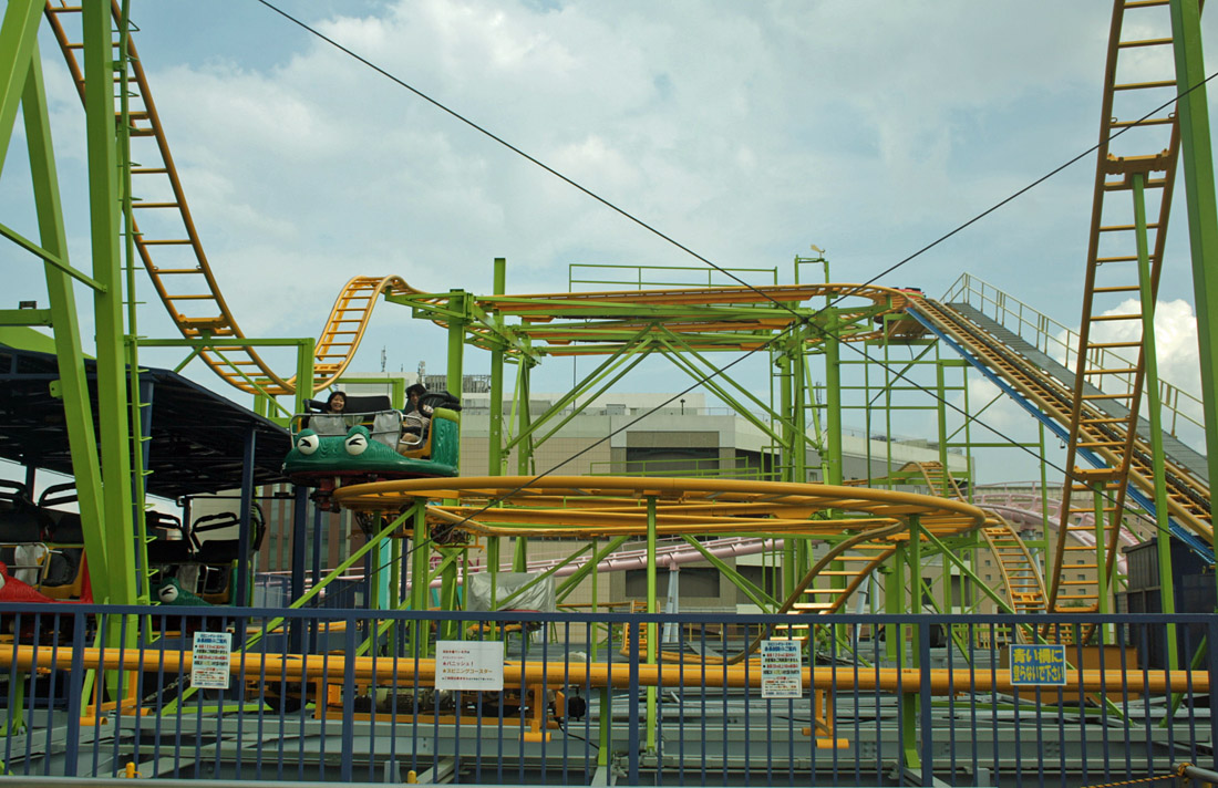 Spinning Coaster - Yokohama Cosmoworld (Yokohama, Kanagawa, Japan)
