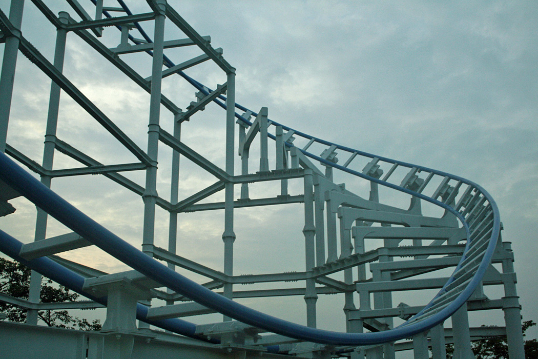 Twist Coaster Robin Yomiuriland Inagi Tokyo Japan