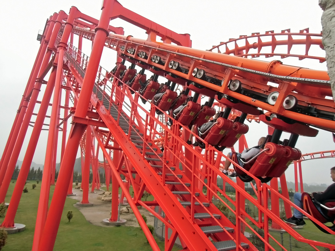 Roller Coaster Mayan Energylandia Zator Ma opolskie Poland