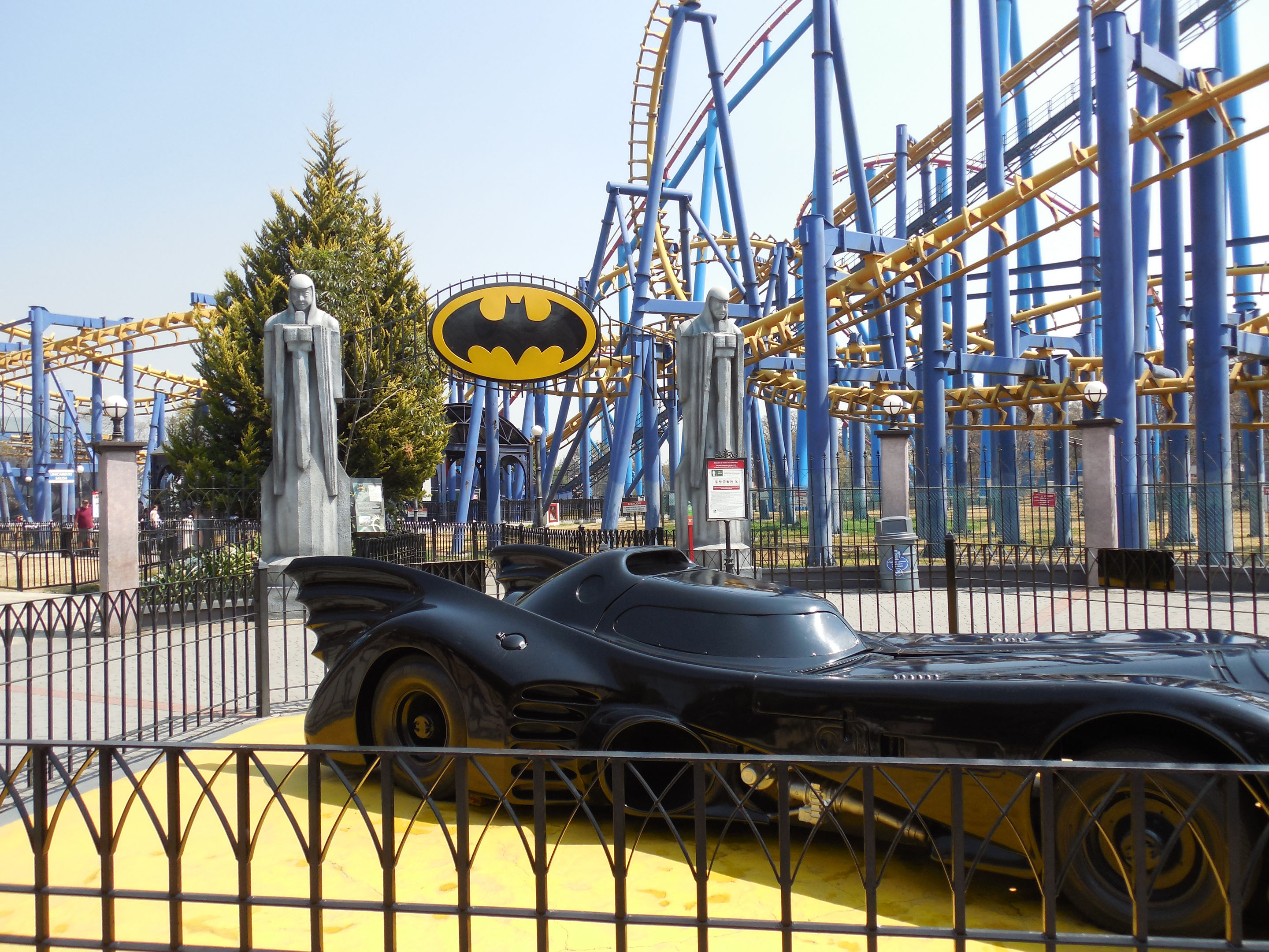 Batman The Ride - Six Flags Mexico (Mexico City, Mexico)