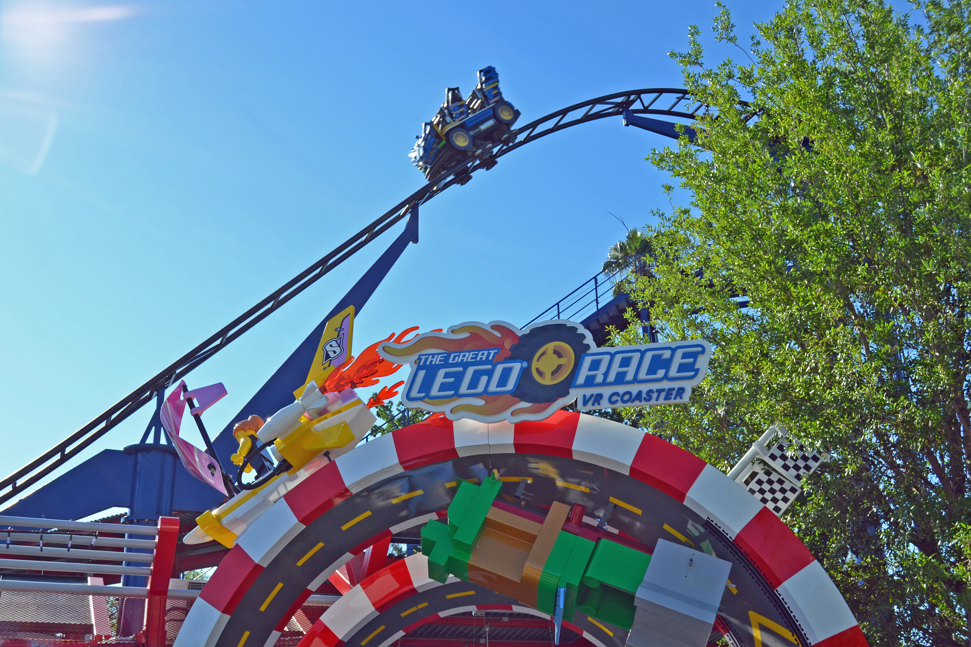 Legoland race store