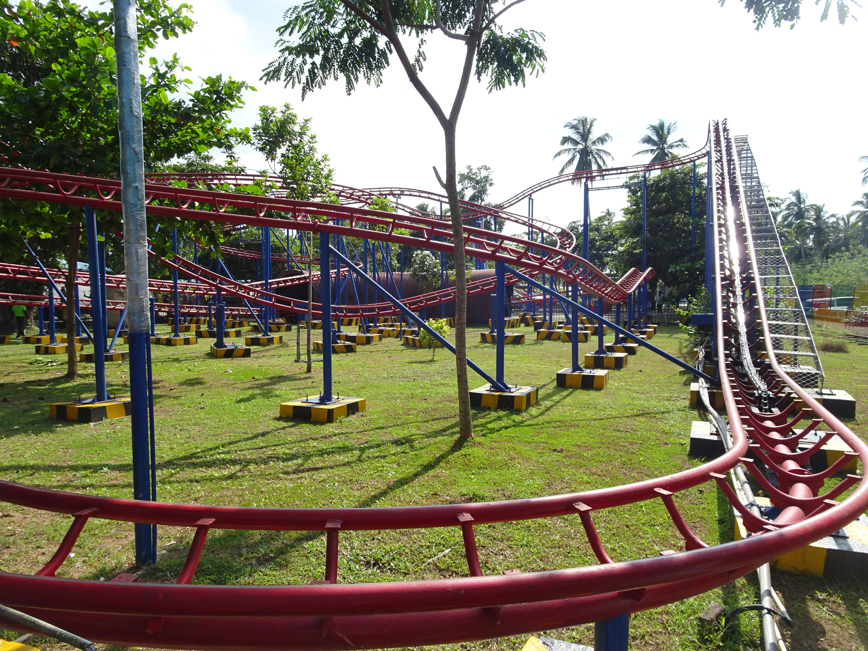 Roller Coaster New Saniro Dream Paradise Veyangoda Western