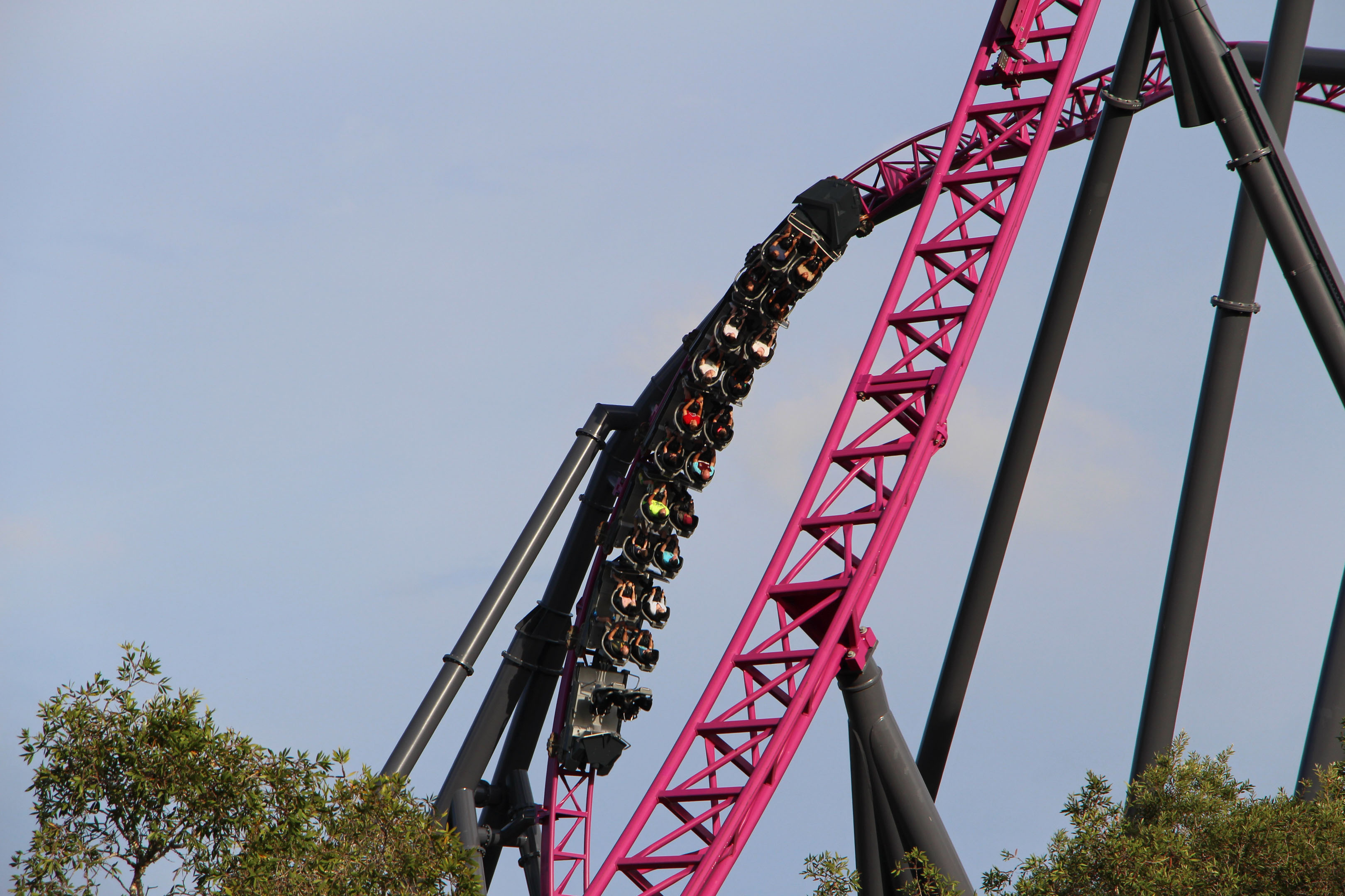 RCDB reports 196ft height for Movie World 'hypercoaster