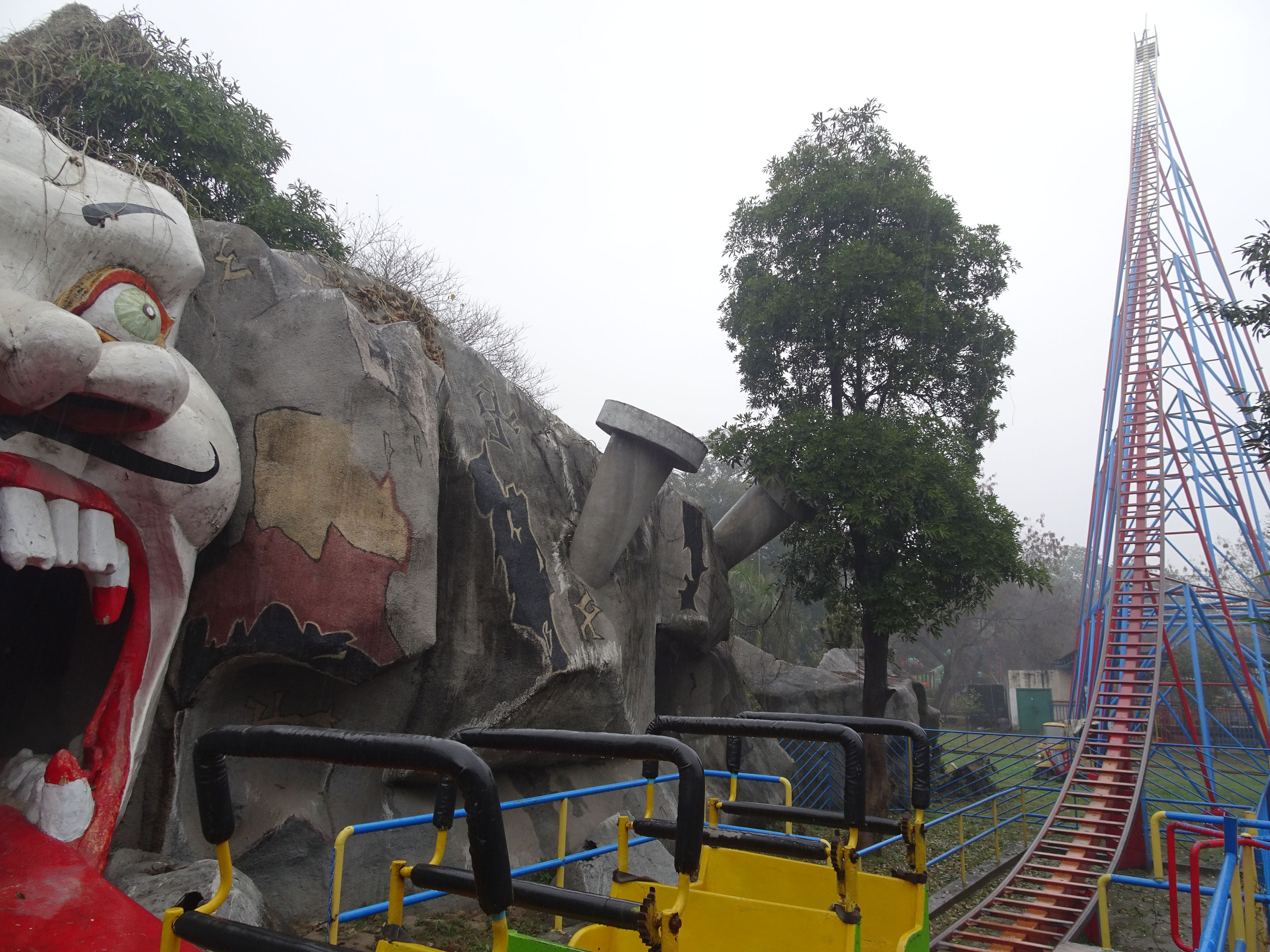 Big Drop Sozo Water Park Lahore Punjab Pakistan