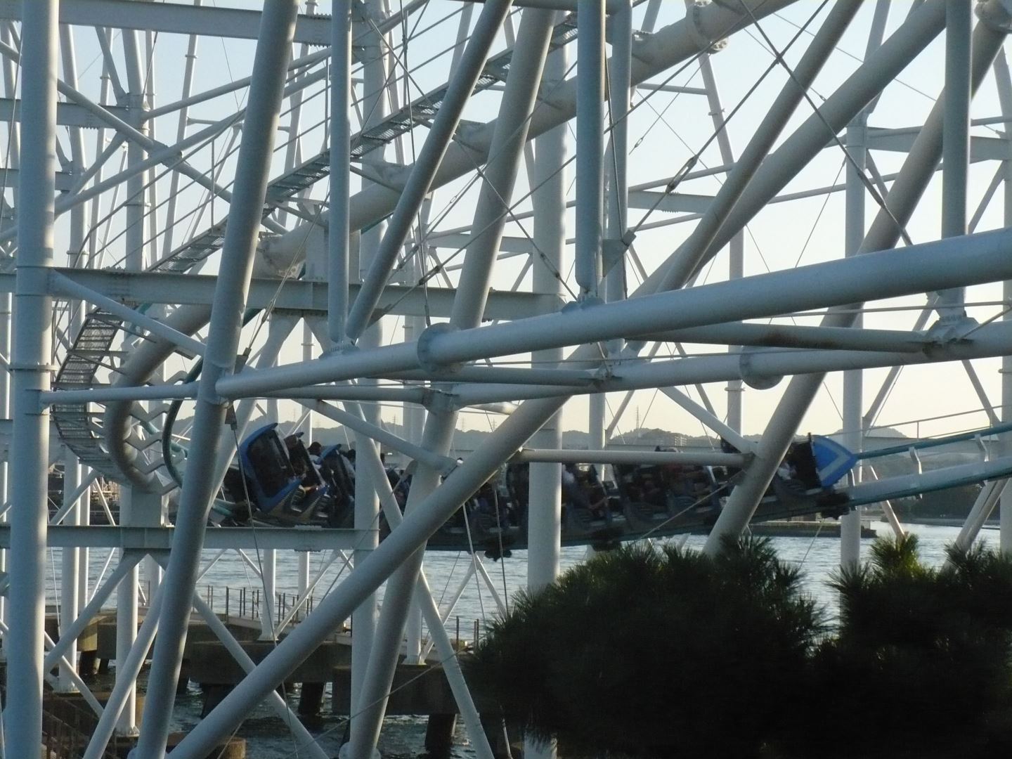Surf Coaster Leviathan - Sea Paradise (Kanazawa, Yokohama Surf Coaster Leviathan - Sea Paradise (Kanazawa, Yokohama