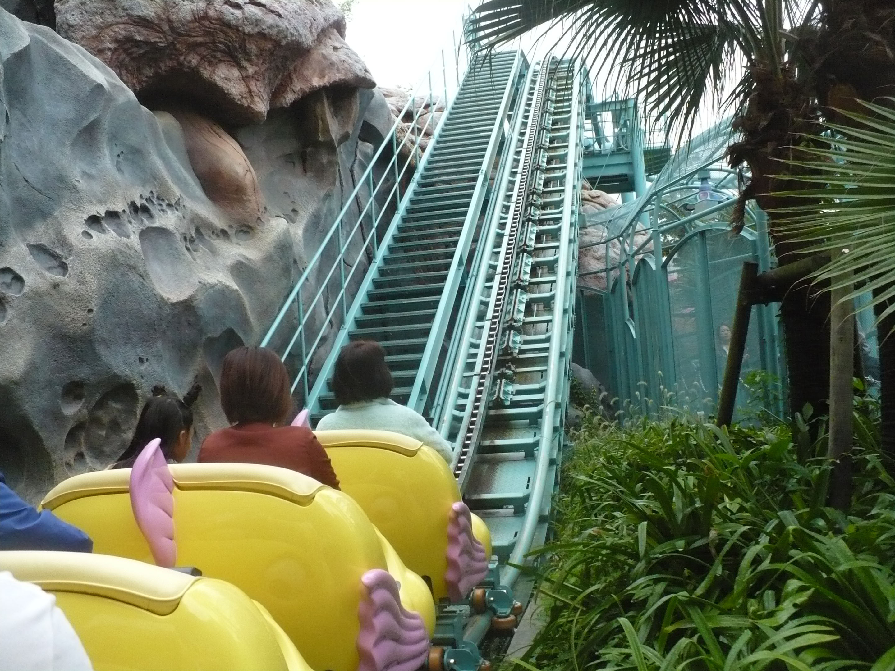 Flounder s Flying Fish Coaster Tokyo DisneySea Urayasu Chiba