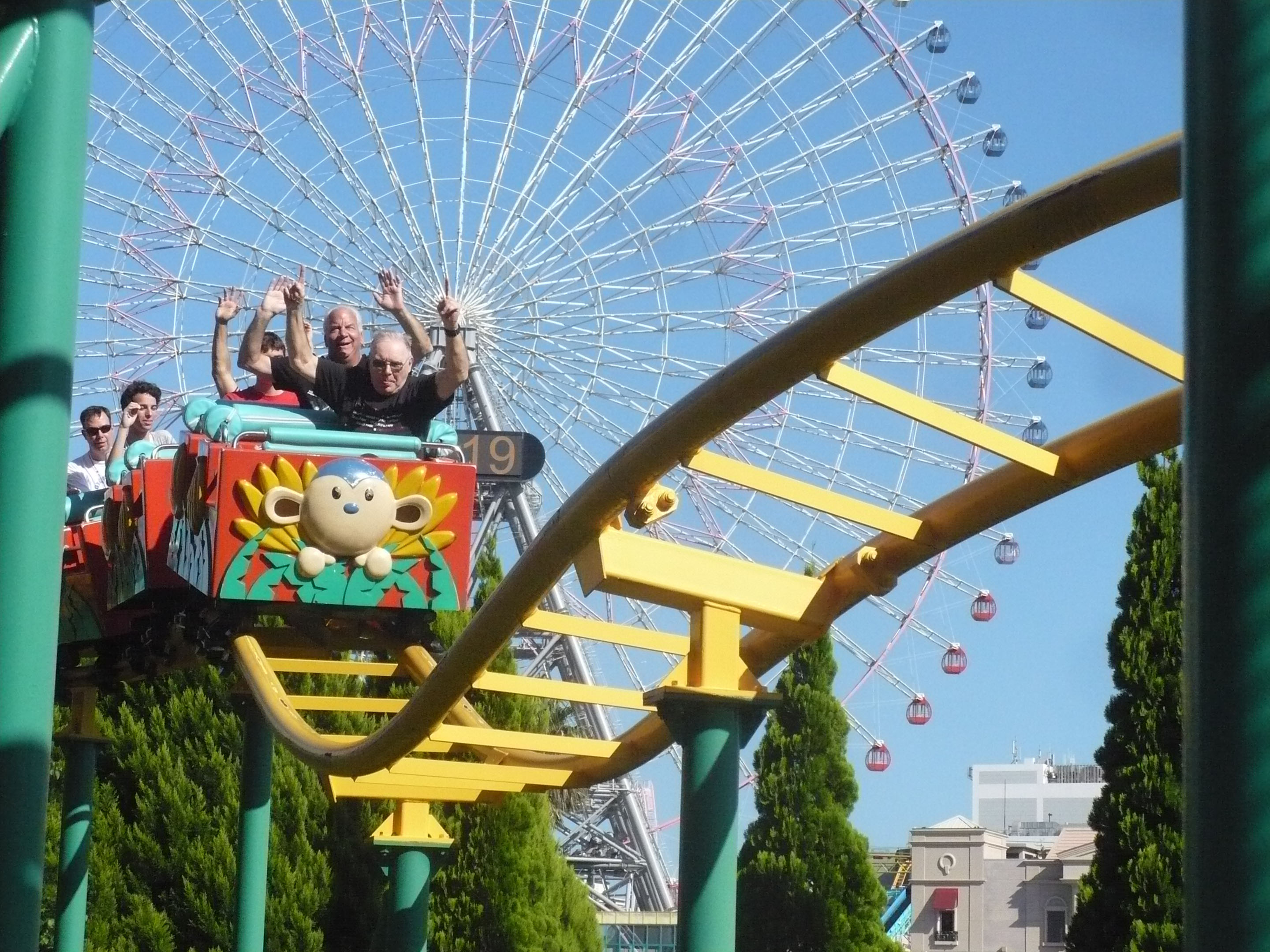 Family Banana Coaster Yokohama Cosmoworld Yokohama Kanagawa