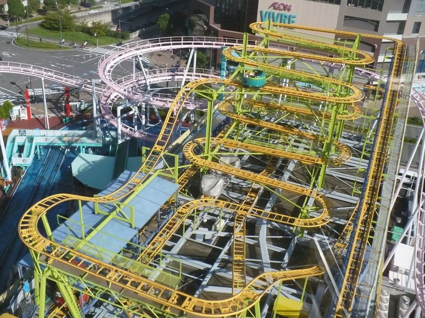 Spinning Coaster - Yokohama Cosmoworld (Yokohama, Kanagawa, Japan)