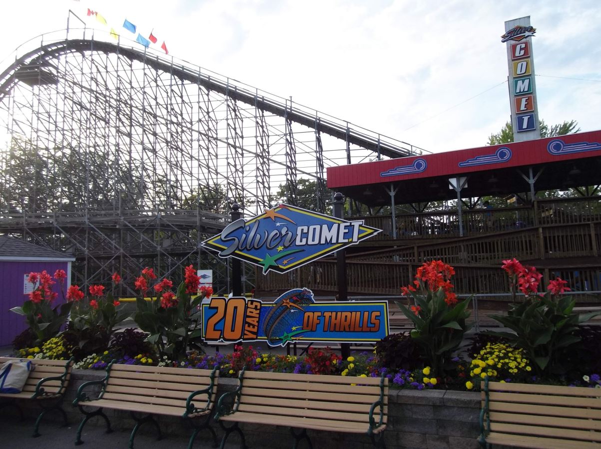 Silver Comet Niagara Amusement Park Splash World Grand Island