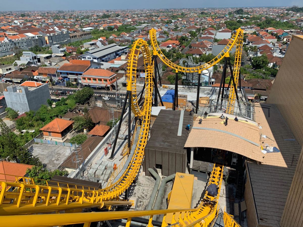 Boomerang Challenge Coaster Trans Studio Bali Denpasar Bali