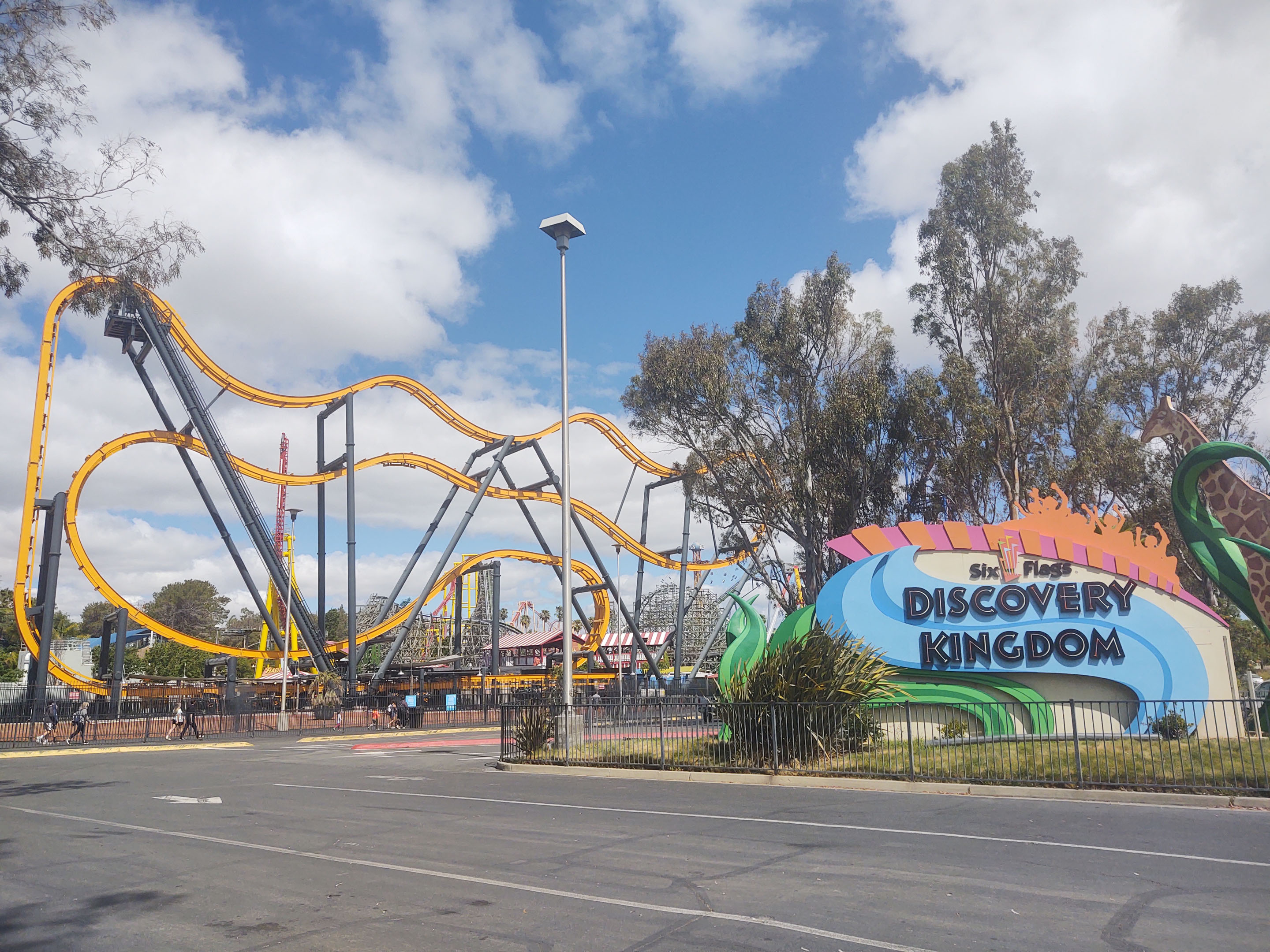 Batman The Ride Six Flags Discovery Kingdom Vallejo California