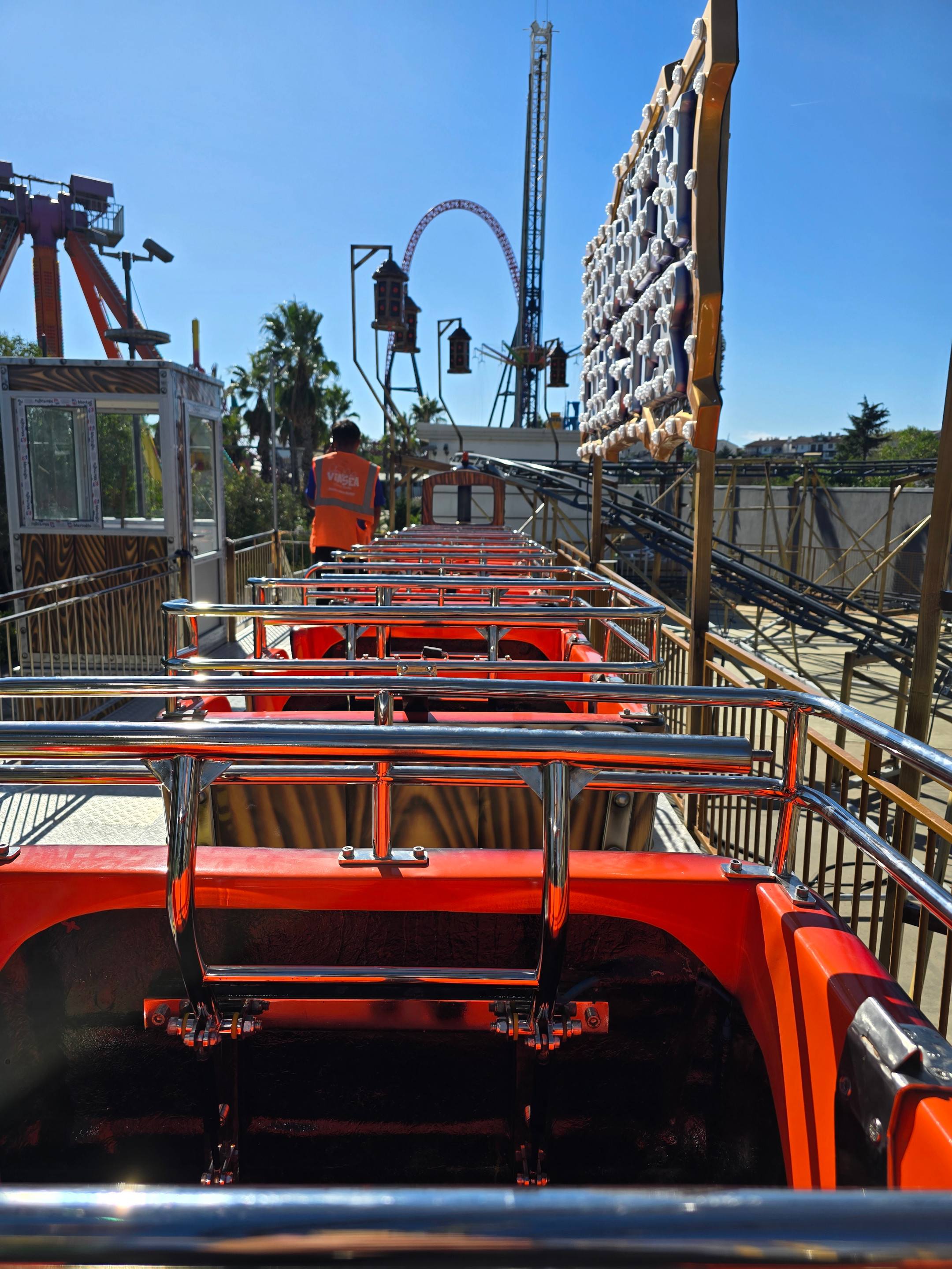 Wooden Coaster - Viaport Marina Tema Park (Tuzla, Istanbul